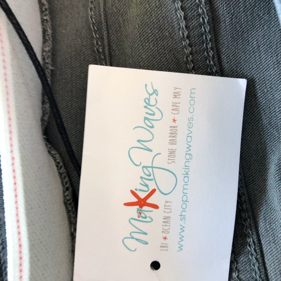 Making Waves Pullin Grey Pants Size L New With Tags - Picture 9 of 9